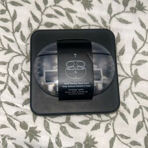 listing-status-banner